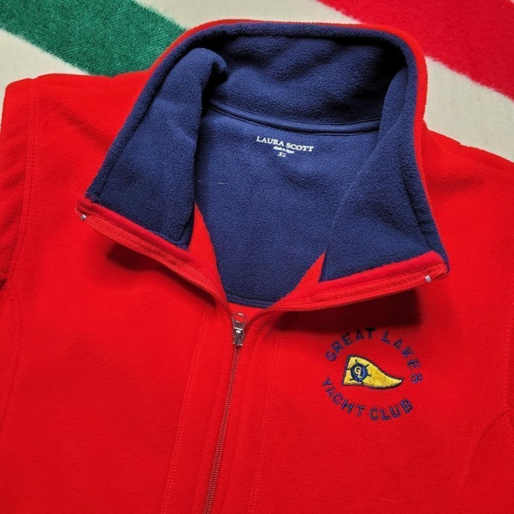 Vintage Y2K Detroit Yacht Club Fleece Vest